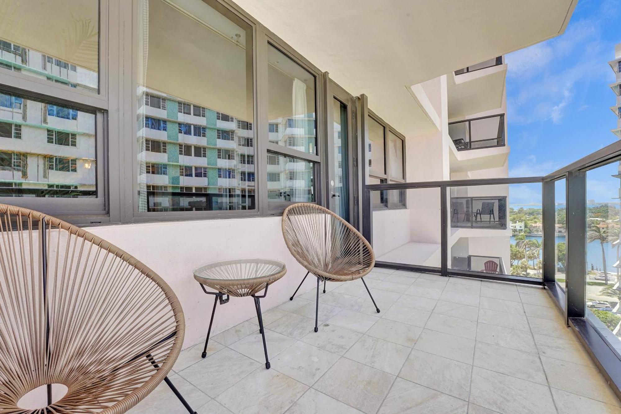 Cozy 2 Bdr Condo With Beach Service 1108 Miami Beach Eksteriør billede